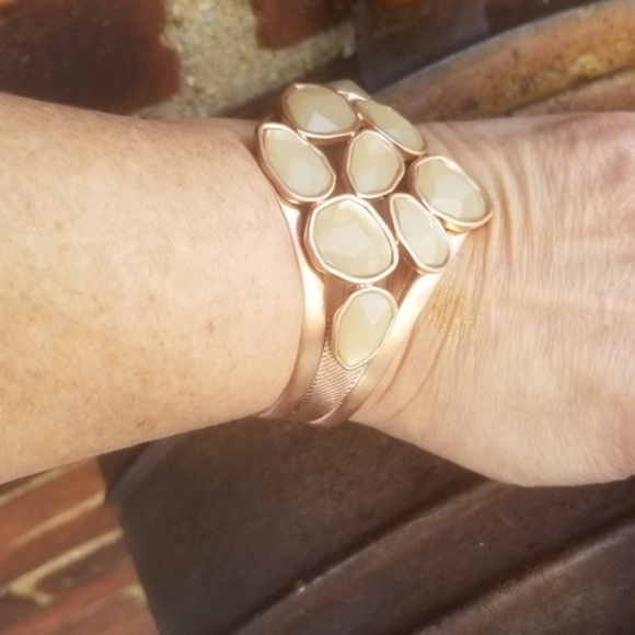 Heidi Klum rosegold clamper bracelet - Picture 8 of 9